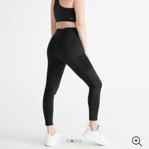 Knix LeakStrongTM Leakproof Legging black leggings size large